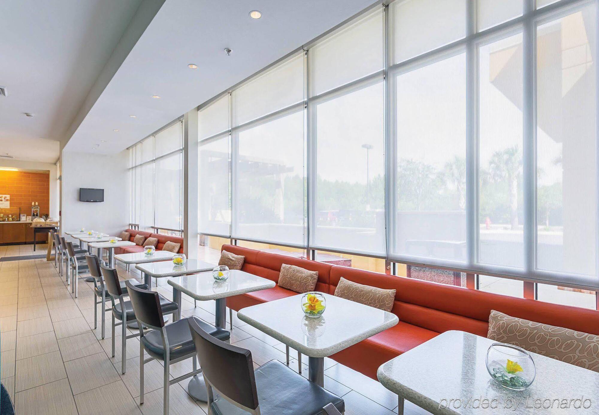 Springhill Suites Tampa North/Tampa Palms Buitenkant foto