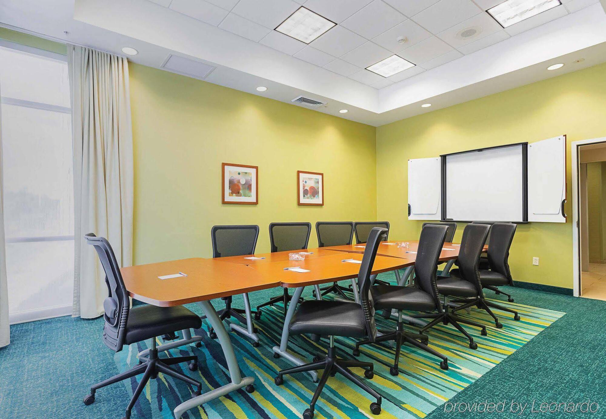 Springhill Suites Tampa North/Tampa Palms Buitenkant foto